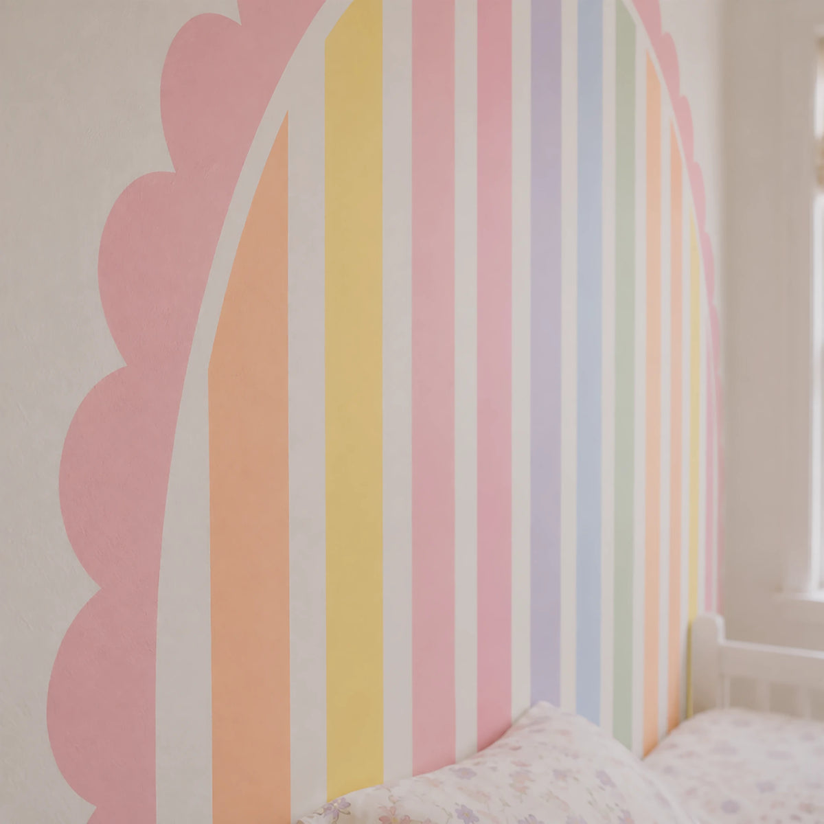 Cotton Candy Rainbow Arch